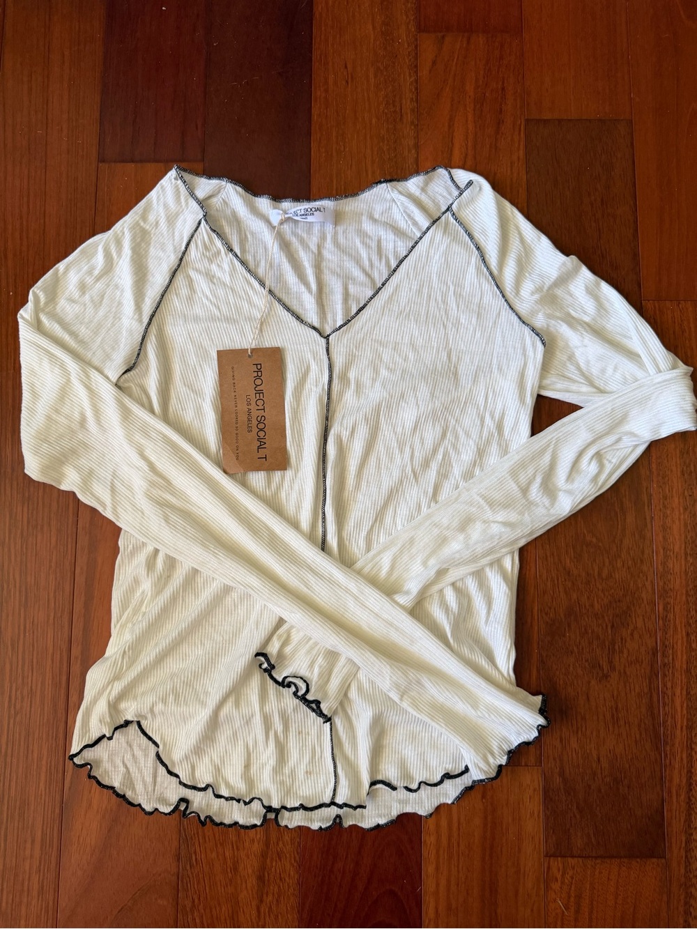 NWT w/ flaw Project Social T White Ribbed Long-Sleeve V-Neck Top